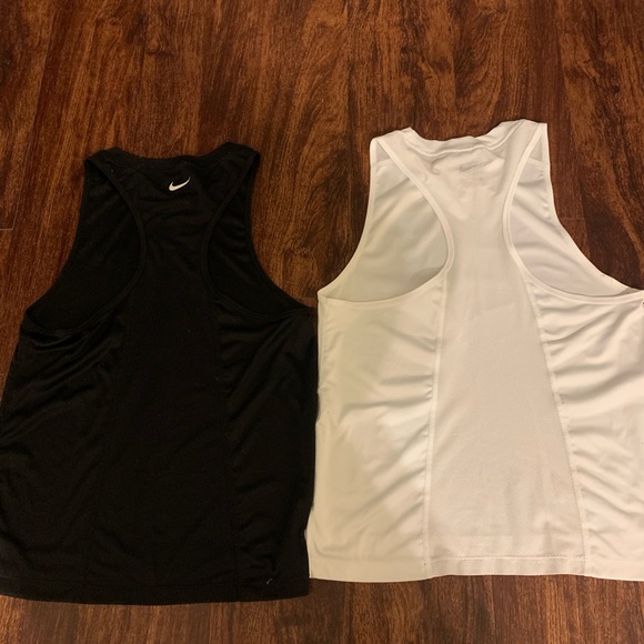 Nike size small black and white - Picture 2 of 8